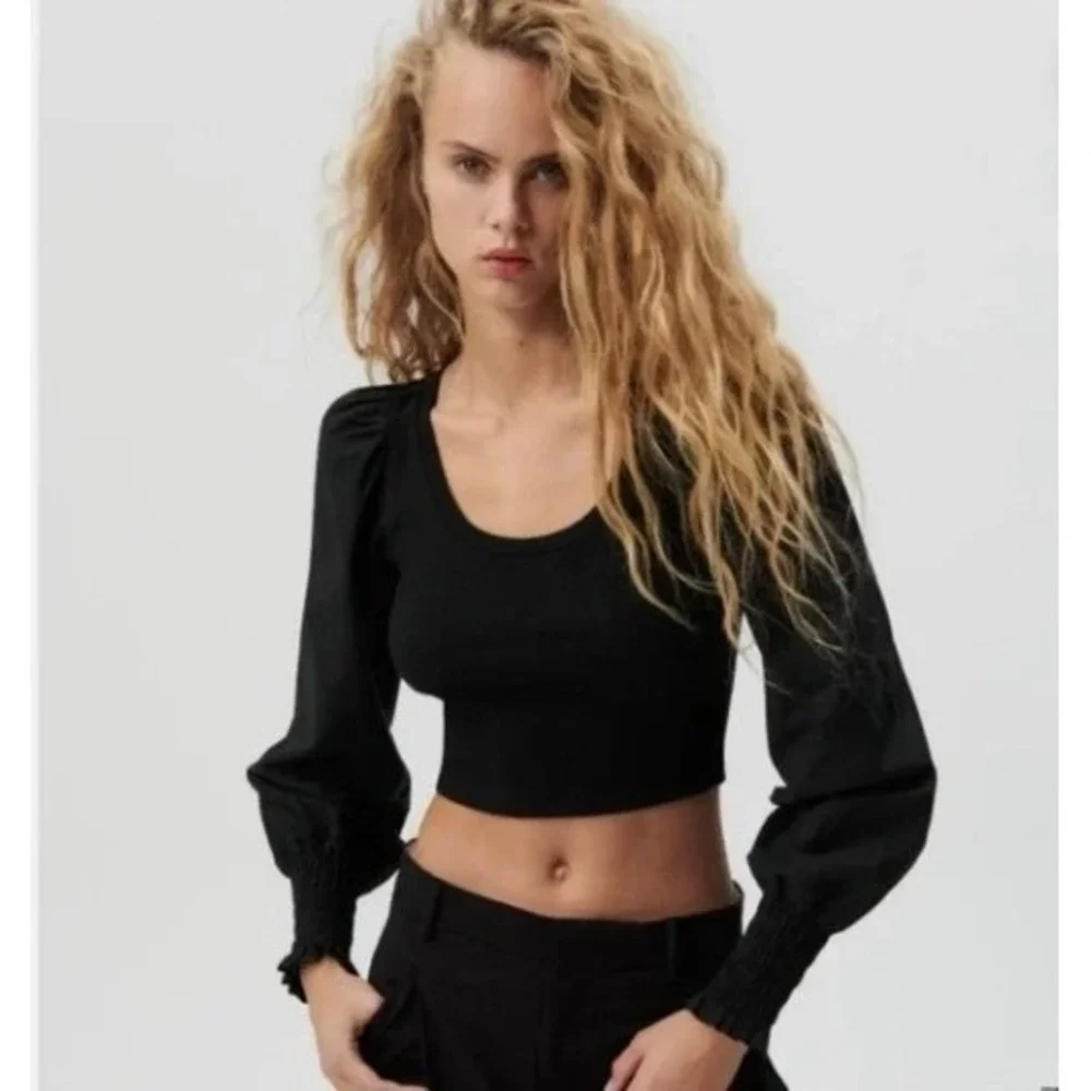 Zara Puff Sleeve Ribbed Knit‎ Crop Top Coquette Romantic Minimalist Chic M
